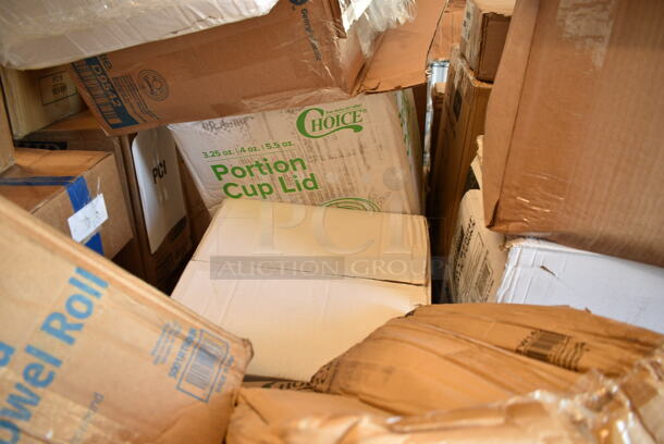 PALLET LOT of 27 BRAND NEW Boxes Including 966UPWIDEKFT-500 OneUp by Choice Kraft 2-Ply Wide Interfold 6 1/2" x 8 1/2" Dispenser Napkin - 6000/Case, 50012W Choice 12 oz. White Poly Paper Hot Cup - 1000/Case, RMB1000CL Royal Paper RMB1000CL 24" Clear Plastic Mesh Produce / Seafood Bag - 1000/Case, 760PIC05 Choice 5 oz. Clear Plastic Dessert Cup - 1000/Case, 130HCUTFWR Visions Individually Wrapped White Heavy Weight Plastic Fork - 1000/Case, D9542 Dixie Large White Travel Lid for 10-20 oz. Cups - 1000/Case, 3 Boxes 346WKFSNSPM Choice White Medium Weight Wrapped Plastic Cutlery Pack with Napkin and Salt / Pepper Packets - 500/Case, 4 Box 304FND304T Acopa Foundations 5 oz. Tan Narrow Rim Melamine Fruit Dish - 12/Case, 128HDLDBULK ChoiceHD Microwavable Translucent Plastic Deli Container Lid - 480/Case, 375SW1430 GET SW-1430-1-CL 3 oz. Customizable SAN Plastic Martini Glass - 24/Case, 5012433M1C Lavex Li'l Herc 12-16 Gallon 1 Mil 24" x 33" Low Density Medium-Duty Clear Can Liner / Trash Bag - 250/Case, 57432Z4045 Merrychef 32Z4045 Teflon® Coated Solid Bottom Basket for eikon e2 Series Ovens, 999RP10CL Choice Crystal 10" Clear Plastic Plate - 20/Pack, 395TO991 EcoChoice 9" x 9" x 3" Compostable Sugarcane / Bagasse 1 Compartment Take-Out Box - 200/Case, 5002CPTE Lavex 2-Ply White Center Pull Paper Towel 510' Roll - 6/Case. 27 Times Your Bid!  - Image 6 of 12