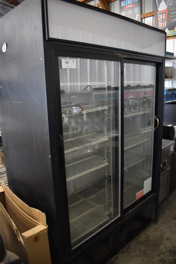 True Model GDM-45 Metal Commercial 2 Door Reach In Cooler Merchandiser w/ Poly Coated Racks. 115 Volts, 1 Phase. 51.5x30x79. Tested and Working!