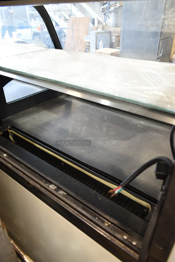 Structural Concepts Oasis HMBC5 Metal Commercial Floor Style Black 63" Refrigerated Dual Service Merchandiser Case. 115/230 Volts, 1 Phase.  - Image 4 of 6