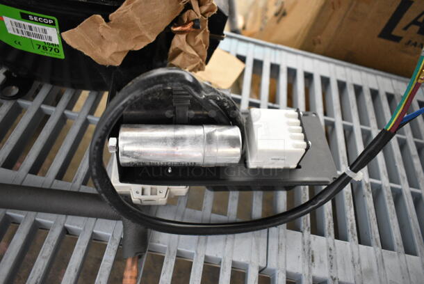 Secop SC18MNX Metal Commercial Compressor. 115 Volts, 1 Phase. - Image 3 of 8
