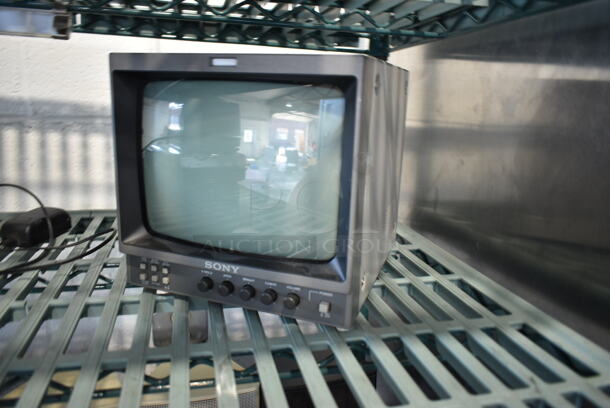 4 Various Items Including Time Clock. Monitor, Clock and Black & Decker Panini Press. 4 Times Your Bid! - Image 10 of 12