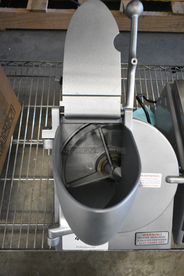 BRAND NEW SCRATCH AND DENT! Metal Commercial Pelican Head w/ Frame. No Blade.  - Image 4 of 6