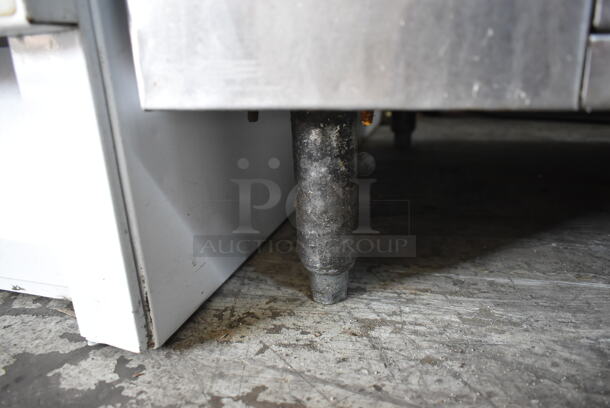 Stainless Steel Commercial 3 Door Work Top Cooler w/ Back Splash. 115 Volts, 1 Phase. Tested and Working! - Image 7 of 8