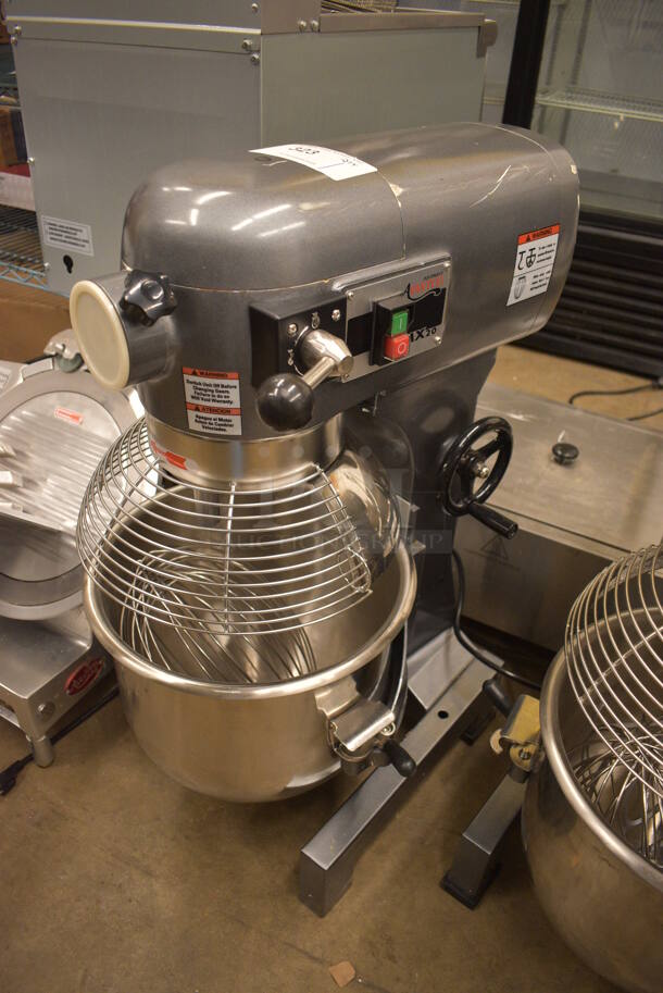 Avantco MX20 Metal Commercial Countertop 20 Quart Planetary Dough Mixer w/ Stainless Steel Mixing Bowl, Bowl Guard and Whisk Attachment. 120 Volts, 1 Phase. 18x20x32. Tested and Working But On Button Needs To Be Held Down