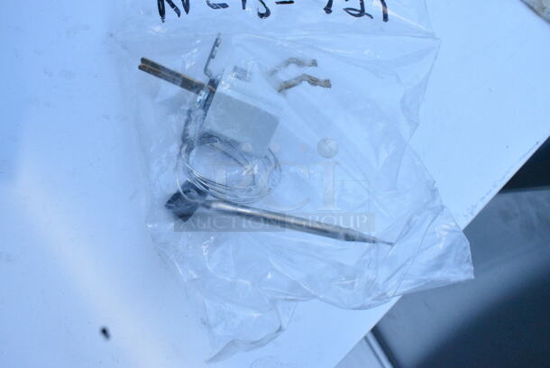 BRAND NEW SCRATCH AND DENT! Stainless Steel Single Bay Sink. No Legs.  - Image 5 of 7