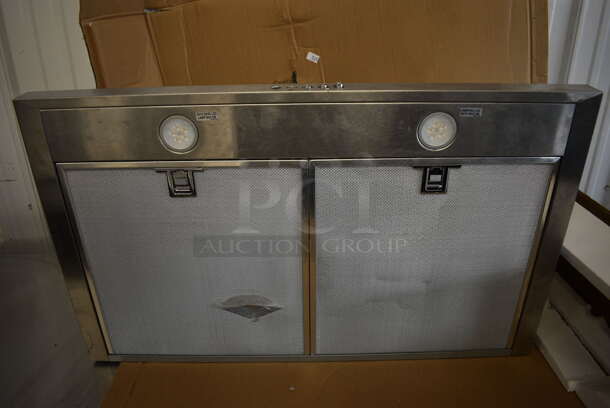 BRAND NEW SCRATCH AND DENT! Vissani QR254S Stainless Steel Under Cabinet Range Hood. 120 Volts, 1 Phase. 30x19x6