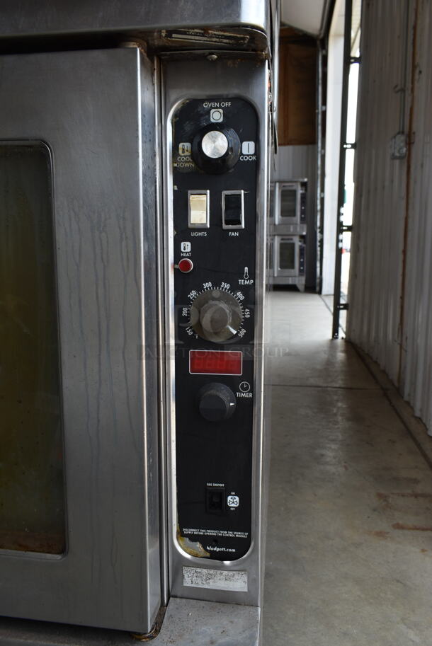 2 Blodgett Stainless Steel Commercial Natural Gas Powered Full Size Convection Oven w/ View Through Doors, Metal Oven Racks and Thermostatic Controls on Commercial Casters. 2 Times Your Bid! - Image 5 of 11