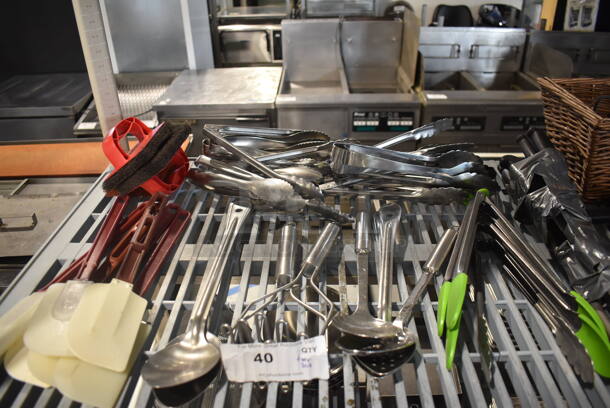 ALL ONE MONEY! Lot of Utensils Including Tongs, Silicone Spatulas, Spoons, Wicker Basket, Plastic Containers AND MORE!  - Image 4 of 5