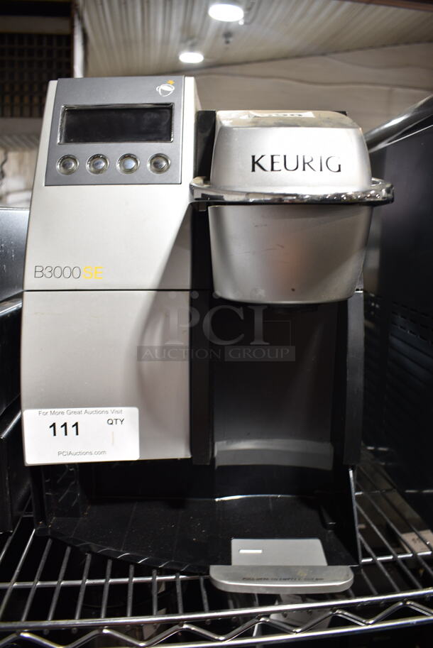 Keurig B3000SE Metal Countertop Single Cup Coffee Machine. 120 Volts, 1 Phase.  - Image 1 of 4