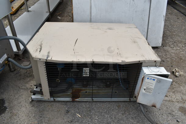 Kolpak 8'x10' Walk In Freezer Box w/ Floor, Heatcraft TLC090AE 115 Volt, 1 Phase Evaporator. Picture of the Unit Before Removal Is Included In the Listing. Information Provided By The Consignor But Not Verified By PCI Auctions. - Image 4 of 12