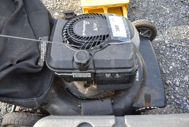 Briggs & Stratton Metal Lawn Mower / Mulcher w/ Bag. 24x44x44 - Image 10 of 10