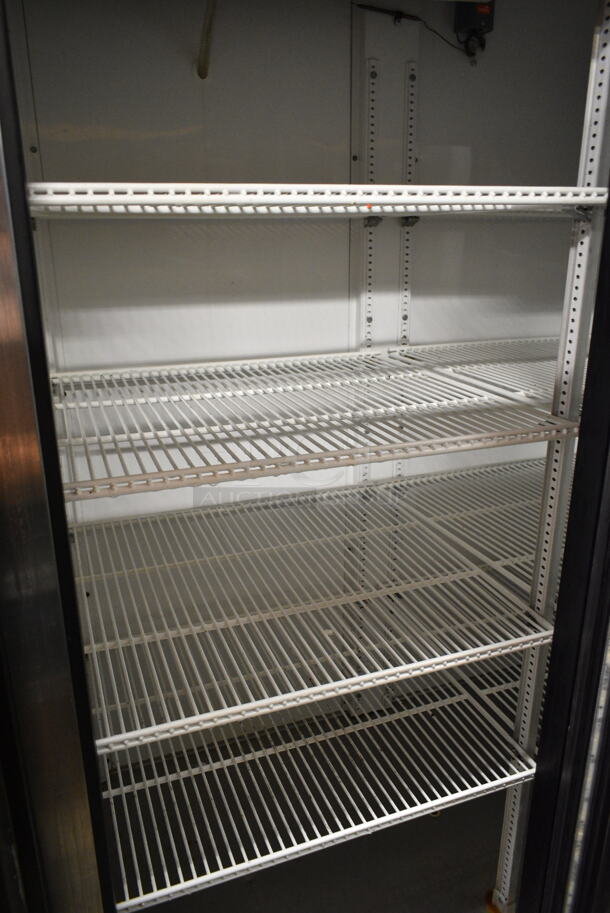 2014 True GDM-72-LD ENERGY STAR Metal Commercial 3 Door Reach In Cooler Merchandiser w/ Poly Coated Racks. 115 Volts, 1 Phase. Tested and Working! - Image 4 of 6