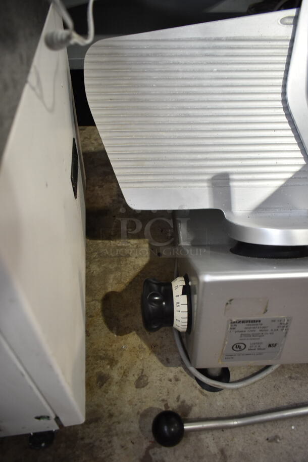 Bizerba SE 12 US Stainless Steel Commercial Countertop Meat Slicer. 120 Volts, 1 Phase. Tested and Working! - Image 4 of 5