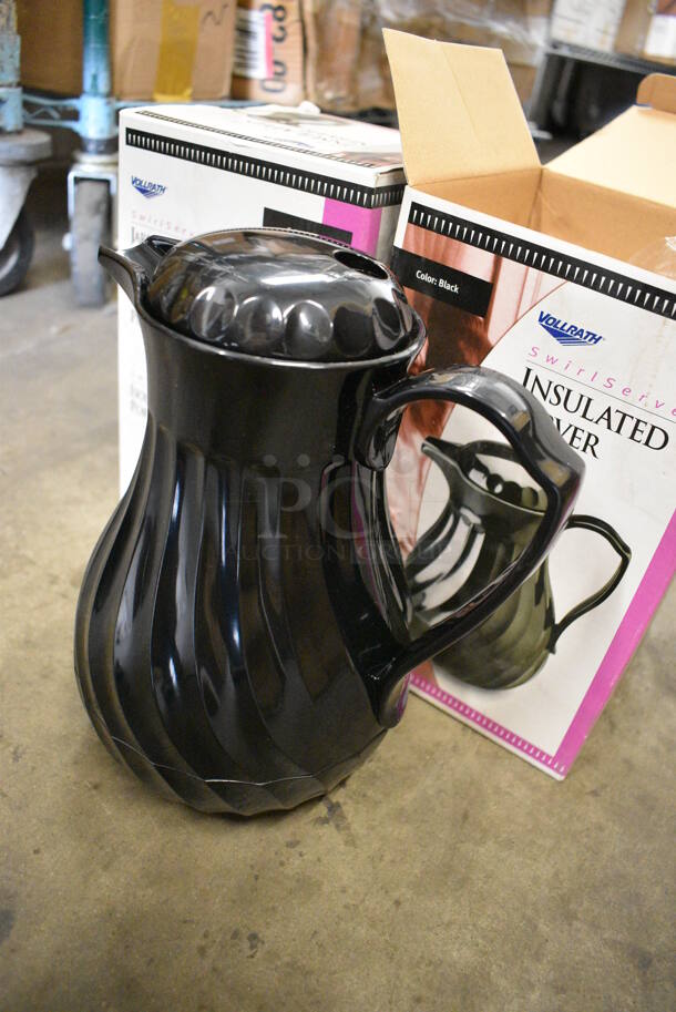 2 BRAND NEW IN BOX! Vollrath Black Poly Insulated Server. 8x6x9.5. 2 Times Your Bid! - Image 2 of 4