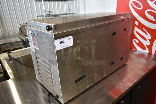 APW Wyott CTCW-43 Stainless Steel Commercial Countertop Cold Food Well. 120 Volts, 1 Phase. Tested and Powers On But Does Not Get Cold
 - Image 3 of 7