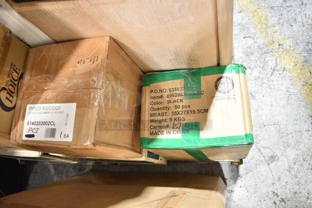 PALLET LOT of 21 BRAND NEW Boxes Including 127RD12BULK Choice 12 oz. Customizable Microwavable Translucent Round Deli Container - 500/Case, 760IC06G Choice 6 oz. Green Paper Frozen Yogurt / Food Cup - 1000/Case, CH12DEF Dart ClearPac SafeSeal 12 oz. Tamper-Resistant, Tamper-Evident Hinged Container with Flat Lid - 200/Case, Choice 1.5 oz Portion Cups, 2 Box 500TW7 Choice 7 oz. Translucent Thin Wall Plastic Cold Cup - 2500/Case, 2 Lavex Black Slim Jim Trash Cans, 65602134 Polar Pak 2134 12" x 8" x 4" Jumbo Clear Hinged Deep Takeout Container - 150/Case, 6140203002CL Pitco 60203002-CL Vlv,Gas Bmvr Lp 10.0 W.C., 6962BLK, Noble Gloves, 2 Box 129MCS38B Choice 38 oz. Black Rectangular Microwavable Heavy Weight Container with Lid 8 3/4" x 6 1/4" x 2" - 150/Case, Choice 3.25 oz Portion Cup Lids, 922485 Vollrath 485 Replacement 1/4" Blade Assembly for 403N Redco Lettuce King I Vegetable Shredder and Slicer, 600DT1 Regency Twist Handle Waste Valve - 3 1/2" Sink Opening. 21 Times Your Bid! - Image 11 of 12