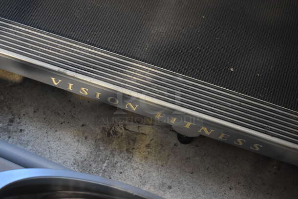 Vision Fitness T9600 Metal Commercial Treadmill. 120 Volts, 1 Phase. 30x58x59. Tested and Working! - Image 3 of 9