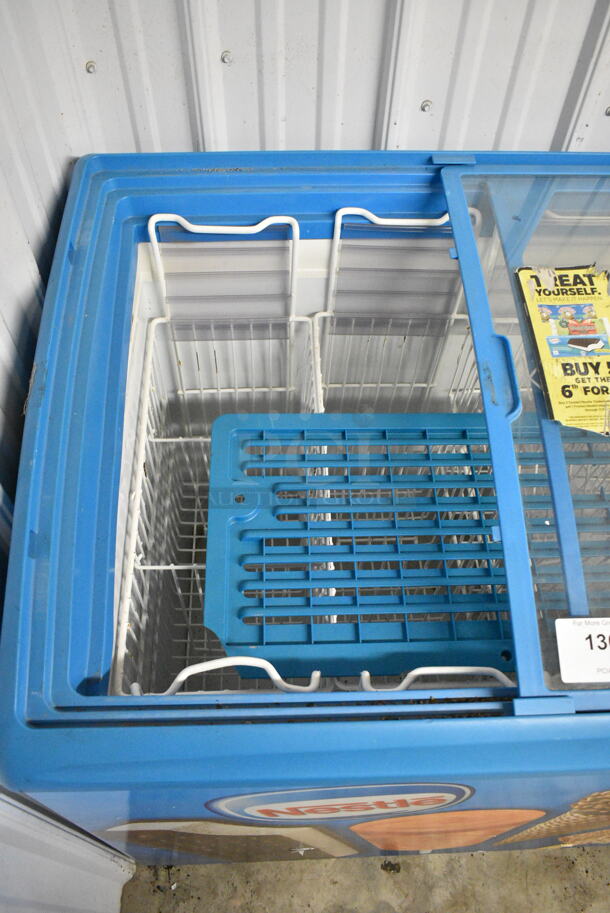 AHT RIO S 100 Metal Commercial Chest Freezer Merchandiser on Commercial Casters. 115 Volts, 1 Phase. Tested and Working! - Image 2 of 6