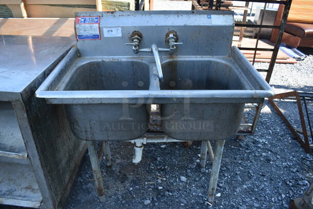Stainless Steel Commercial 2 Bay Sink w/ Faucet and Handles. 37x25x42. Bays 16x19x10