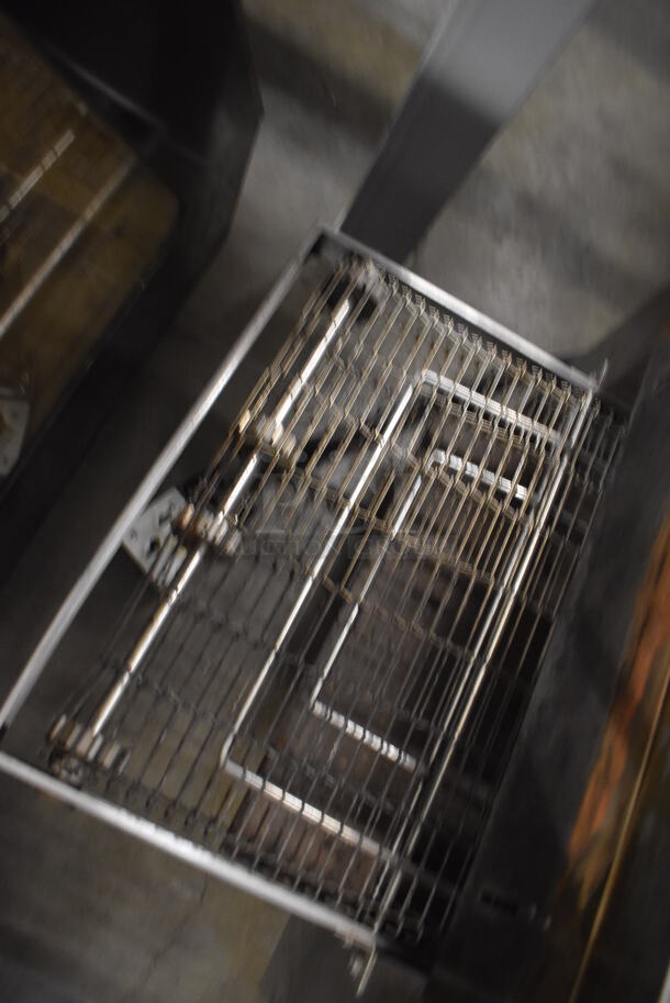 Q-matic Q-20ECTW Stainless Steel Commercial Countertop Electric Powered QH Deck Conveyor Pizza Oven. 120/240 Volts, 1 Phase. 44x25x28 - Image 5 of 6