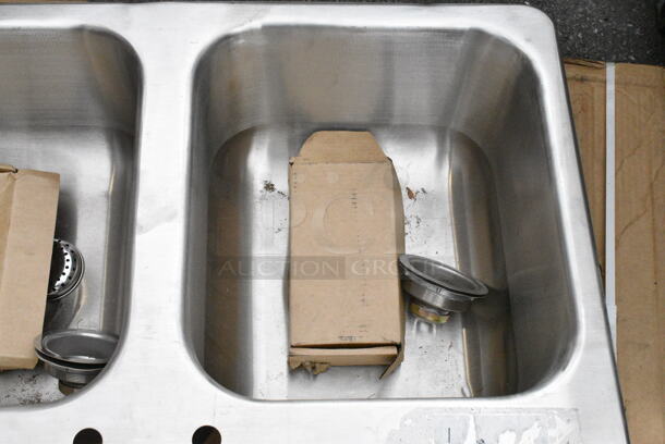 ALL ONE MONEY! Lot of Various Items Including Stainless Steel 3 Bay Sink, Metal Pieces. - Image 5 of 7