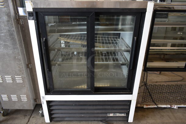 2019 True TCGG-36-LDStainless Steel Commercial Floor Style Deli Display Case Merchandiser. 115 Volts, 1 Phase. Tested and Working! - Image 5 of 8