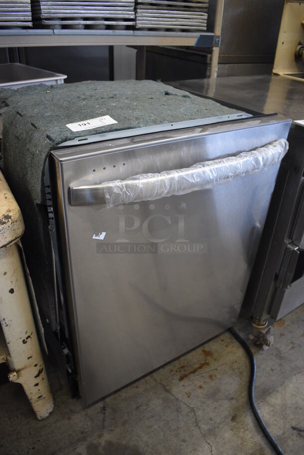 BRAND NEW SCRATCH AND DENT! Midea Stainless Steel Undercounter Dishwasher. 24x26x34 - Image 3 of 8