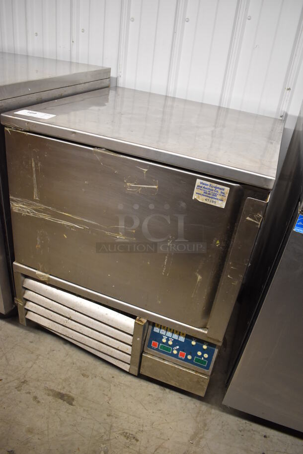 Stainless Steel Commercial Floor Style Single Door Undercounter Blast Chiller w/ Probe. 208-240 Volts, 1 Phase. 28x27.5x34 - Image 3 of 6