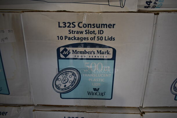 24 BRAND NEW Boxes of Members Mark L32S Straw Slotted Lids. 24 Times Your Bid! - Image 3 of 4