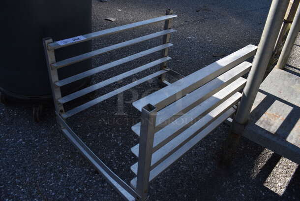 Metal Pan Rack. 20.5x26x17 - Image 2 of 3