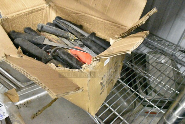 75 SHARPENED Stainless Steel Knives Including Boning Knives. 75 Times Your Bid!  - Image 3 of 6