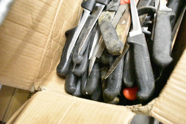 75 SHARPENED Stainless Steel Knives Including Boning Knives. 75 Times Your Bid!  - Image 4 of 6