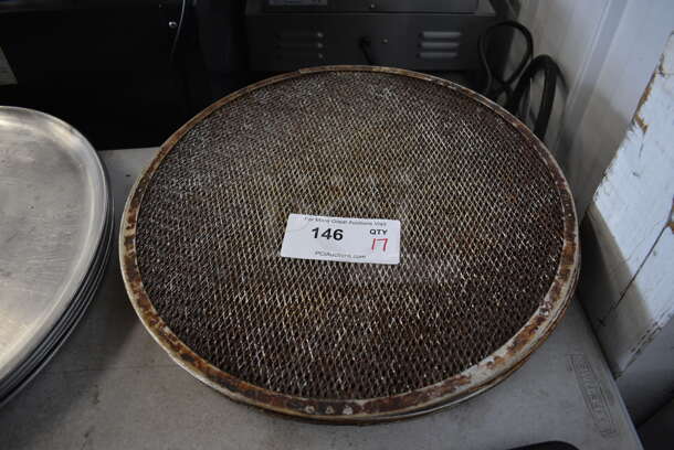 17 Metal Mesh Round Pizza Screens. 17x17. 17 Times Your Bid!