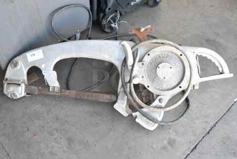 Kentmaster 151 Metal Commercial Meat Saw. Cannot Test Due To Cut Power Cord
