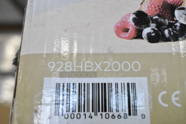 BRAND NEW SCRATCH AND DENT! AvaMix 928HBX2000 64 oz. 3 1/2 hp Programmable Commercial Blender with Touchpad and Sound Enclosure. 120 Volts, 1 Phase. Tested and Working! - Image 3 of 3