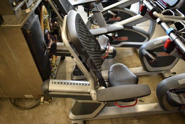 Star Trac Metal Commercial Floor Style Stationary Exercise Bicycle w/ Monitor and Heart Rate Handle Grip Monitors. Tested and Working! - Image 4 of 4