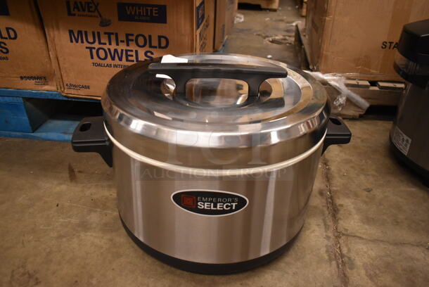 BRAND NEW SCRATCH AND DENT! 2023 Emperors Select 478ESC60SS Stainless Steel 60 Cup Sushi Rice Container.  - Image 2 of 4