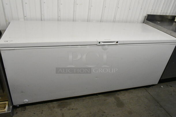 Frigidaire FFFC25M4TW Metal Chest Freezer w/ Hinge Lid on Commercial Casters. 115 Volts, 1 Phase. Tested and Working! - Image 1 of 5