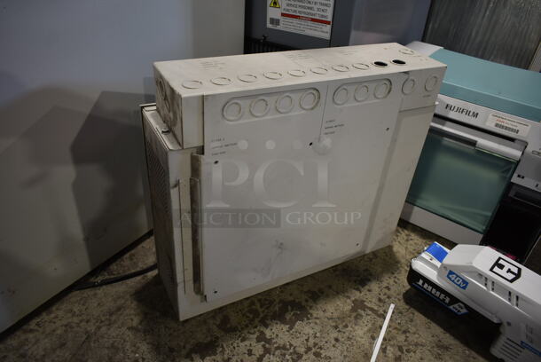 Sensormatic AMS-9040 Controller. 100-120/200-240 Volts, 1 Phase.  - Image 3 of 4