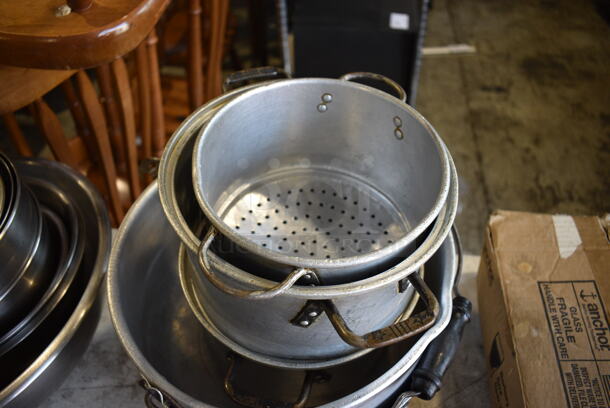 ALL ONE MONEY! Lot of 5 Various Items; 4 Stock Pots and 1 Sauce Pan. Includes 9x7x4.5 - Image 3 of 4