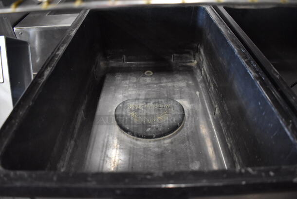 Vollrath 1001 Cayenne Stainless Steel Commercial Countertop Food Warmer. 120 Volts, 1 Phase. 14x22x9. Tested and Working! - Image 4 of 5