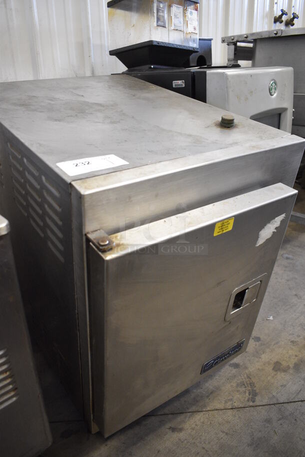 Cleveland 21CET16 SteamCraft Ultra 5 Stainless Steel Commercial Electric Powered Single Deck Steam Cabinet. 480 Volts, 3 Phase. 21x30x30 - Image 2 of 6