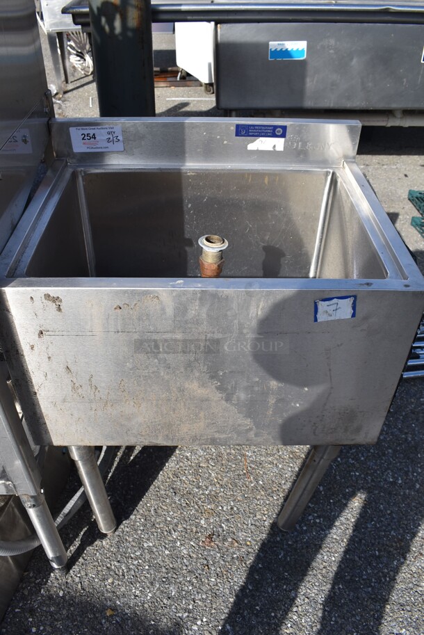 Stainless Steel Commercial Ice Bin. 24x18.5x33