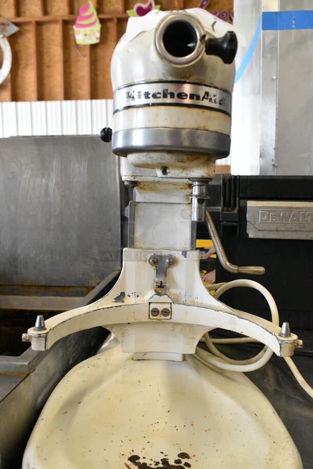 Hobart KitchenAid Metal Countertop Planetary Dough Mixer. Appears to Be a 6 Quart. Tested and Working! - Image 3 of 8