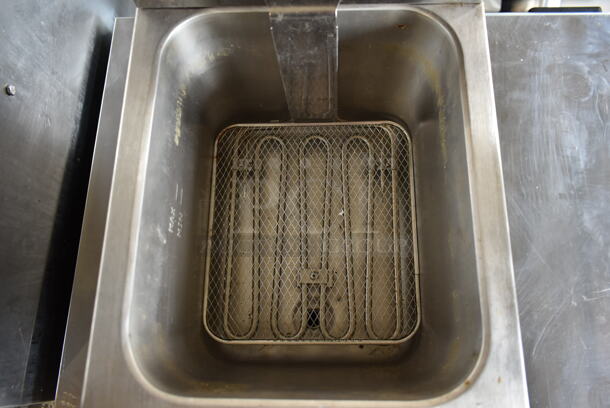 Avantco 177F200 Stainless Steel Commercial Countertop Electric Powered Deep Fat Fryer. 208-240 Volts, 1 Phase. - Image 6 of 7