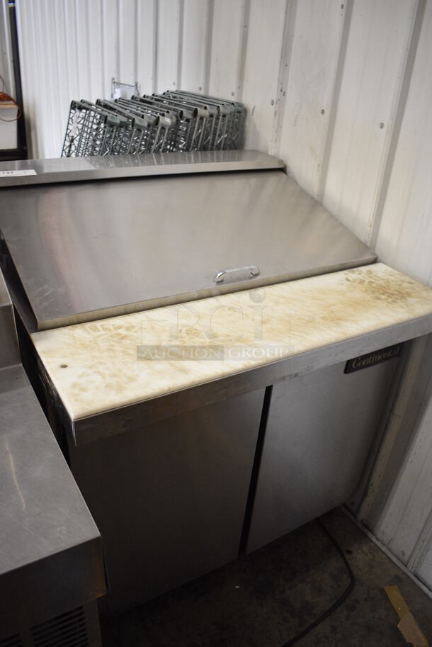 Continental Model SW36-15M Stainless Steel Commercial Sandwich Salad Prep Table Bain Marie Mega Top on Commercial Casters. 115 Volts, 1 Phase. 36x34x42.5. Tested and Working! - Image 3 of 7