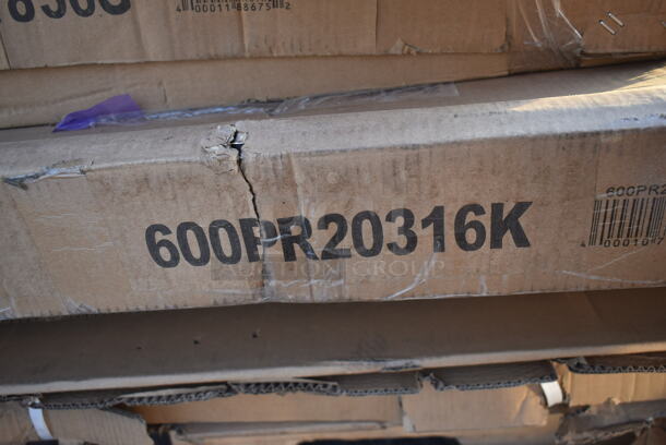 BRAND NEW SCRATCH AND DENT! Regency 600PR20316K 20 Pan End Load Stainless Steel Bun / Sheet Pan Rack - Unassembled - Image 2 of 3