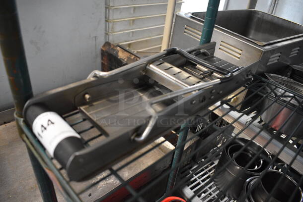 Metal Mandolin Slicer. 18x3x5 - Image 2 of 3