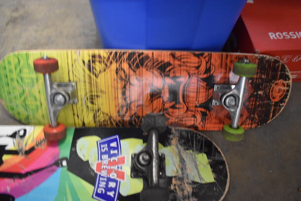 4 Various Outdoor Extreme Sports Items Including 2 Skateboards, Snowboard and Razor Scooter. 1 Skateboard Has Destructo Trucks and Spitfire Wheels - Image 5 of 6