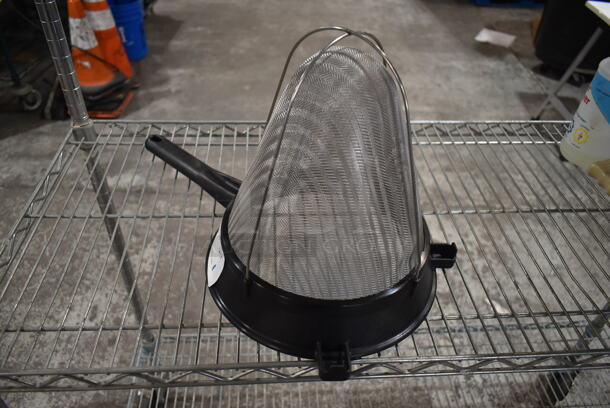 BRAND NEW! Matfer Chinois Strainer.  - Image 4 of 5